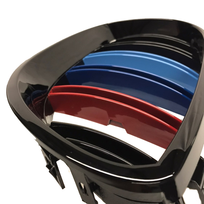 Καρδιές Μάσκας Για Bmw 5 E60 03-11 M4 Look Με Διπλή Γρίλια Tri-color  Μαύρο Γυαλιστερό 2 Τεμάχια - Image 3